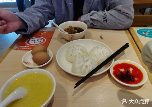 探寻包子客牛肉汤包的味蕾之旅 地址、电话与正餐体验全攻略